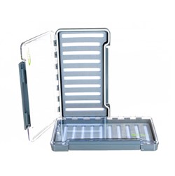 A.Jensen Fly Waterproof Slim Box Small vandtæt flueæske med foam til fluer og gennemløber fra Fisk & Fang Helsingør.